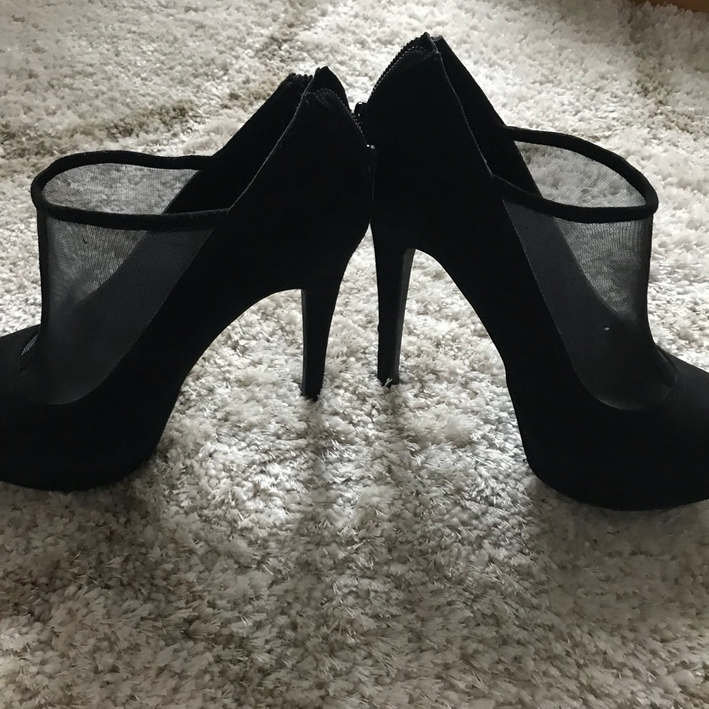 Jessica Simpson Black Greeta Bootie, Size 8, EUC